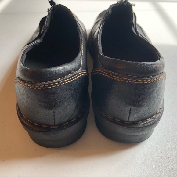 Clark’s Woman’s Black Leather Comfort Shoes Size 9M - Picture 7 of 8